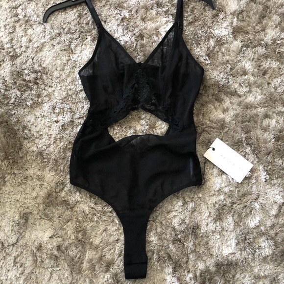 Lavish Alice Black Sheer leotard bodysuit - Picture 4 of 8